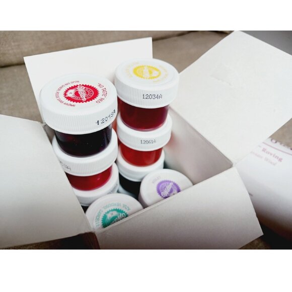 Knit Picks Bare Wool Roving & Wilton Icing colors (New) Set - Picture 3 of 6